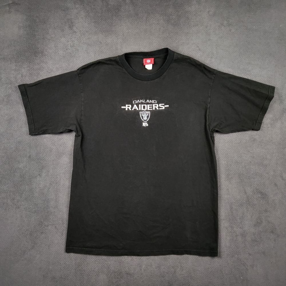 Vintage Oakland Raiders Shirt Mens XL Black Embroidered Logo NFL 2002 Cotton